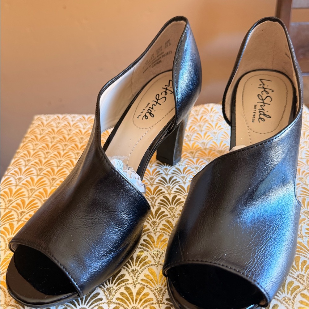 Life Stride Black Open-Toe Slingback Block Heels